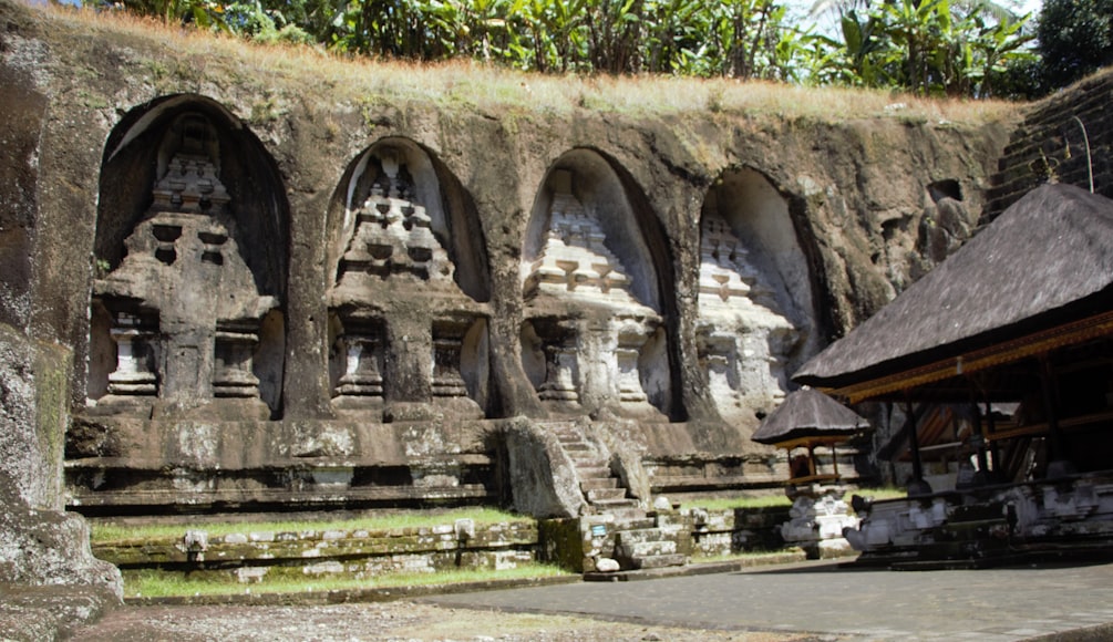 Illustration of Hidden Gem in Bali: Gunung Kawi Sebatu Temple
