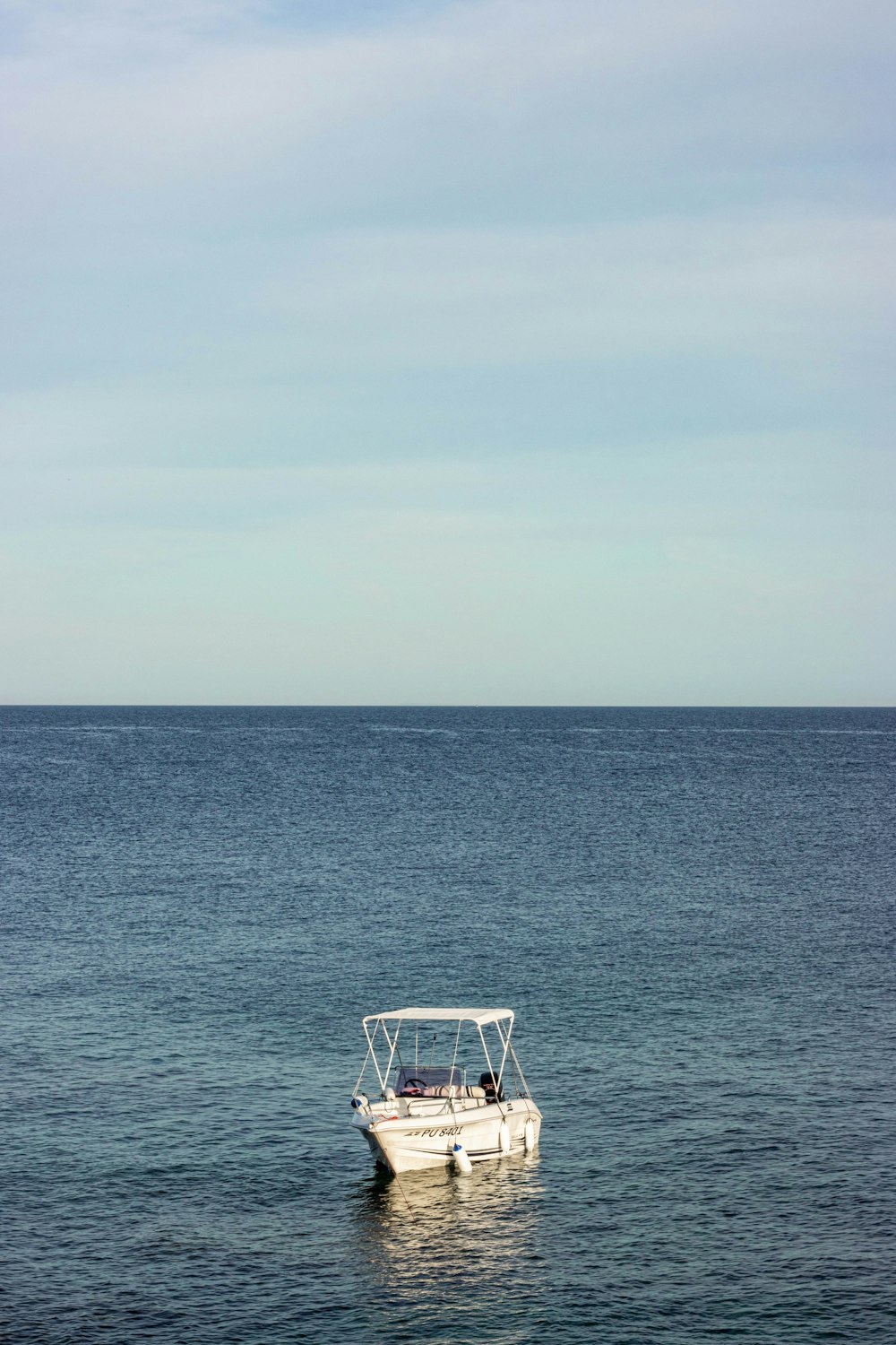 Un bateau dans l’eau