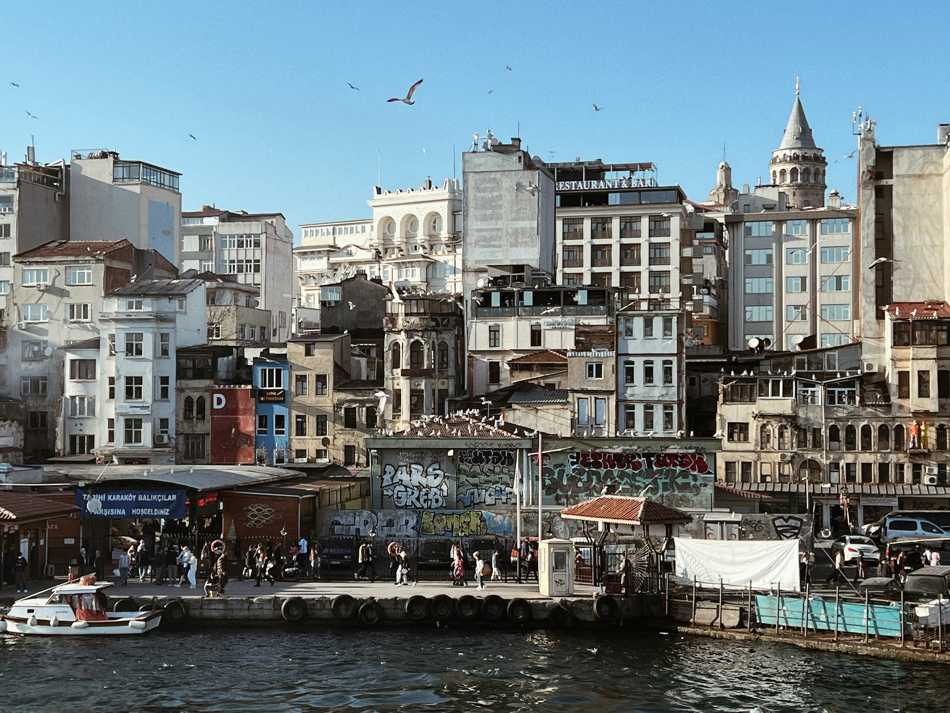 EMEKLİ ZAMMI 2026 OCAK TAHMİNİ NE KADAR? 6 Aylık Enflasyon farkıyla Emekli Maaşı Zammı yüzde kaç olur, en düşük emekli maaşı yeni yılda kaç TL'ye yükselir?