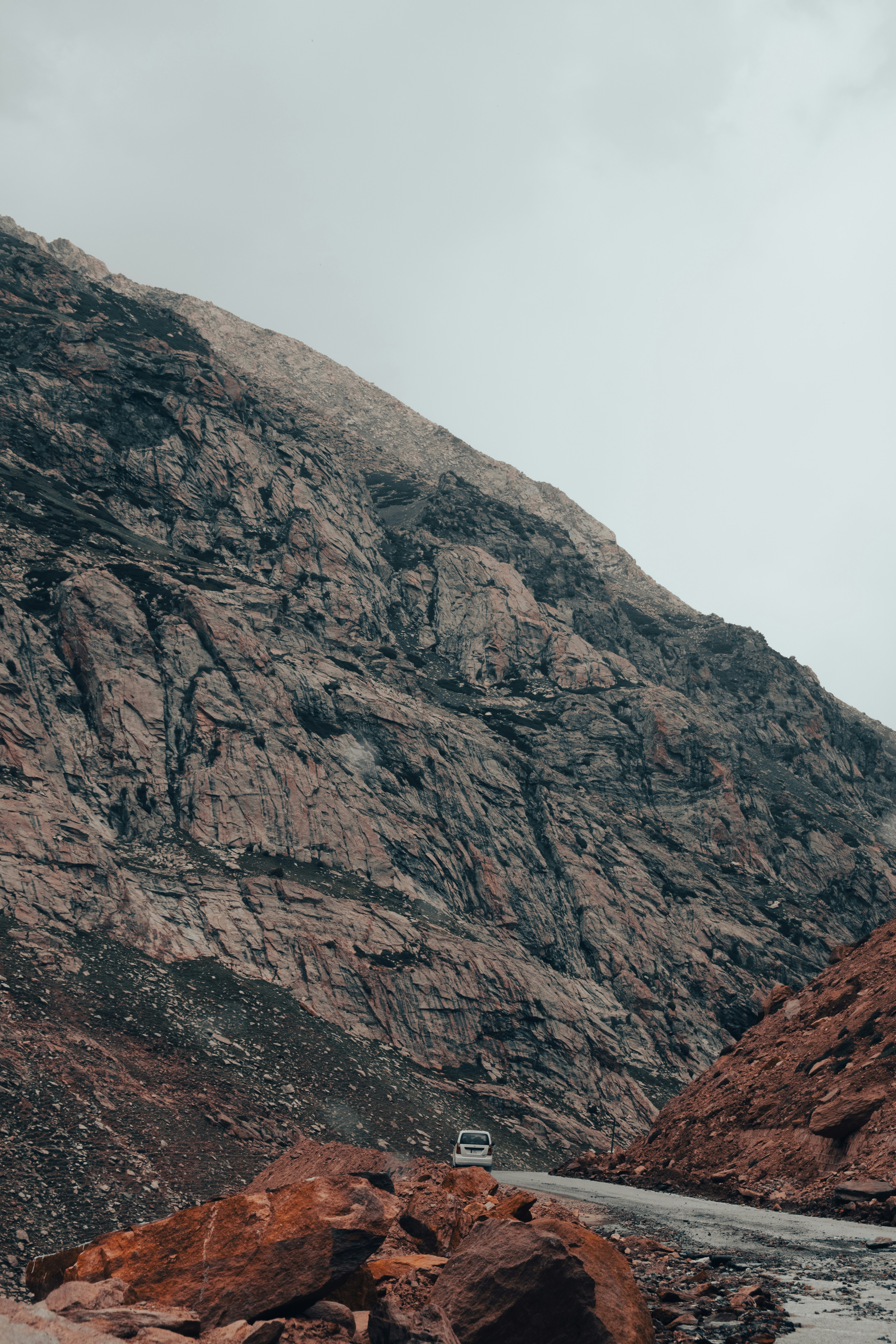 Photo by rayyanruknani