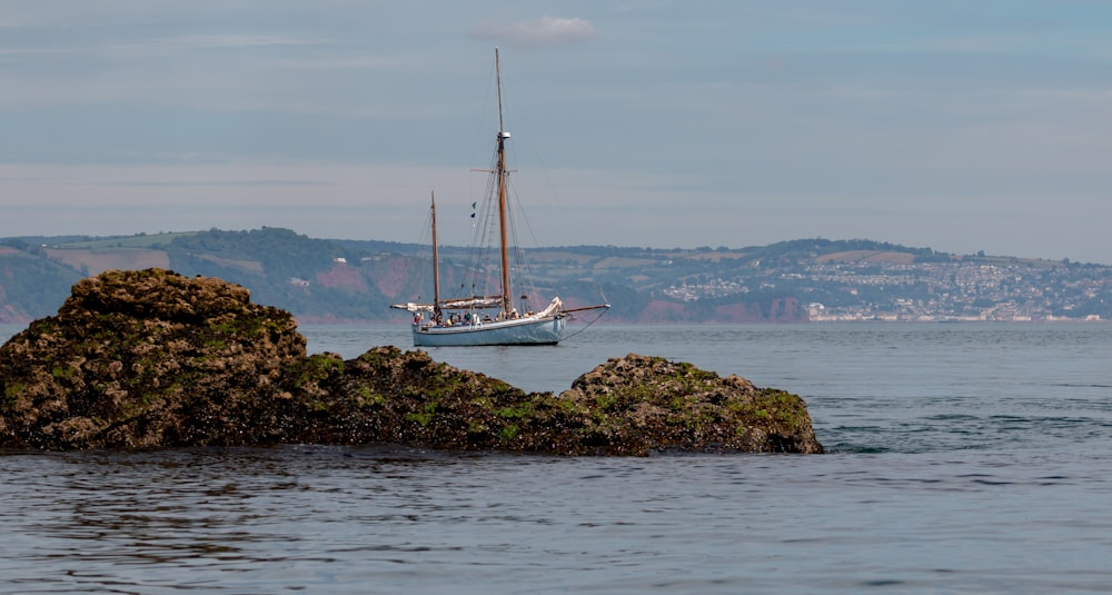 a boat on a small island