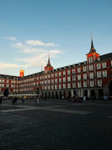 A peaceful sunset behind ICC San Jerónimo building where the event takes place.