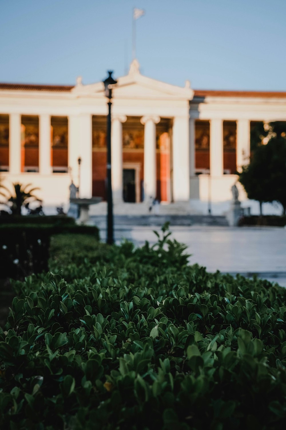 a white building with columns