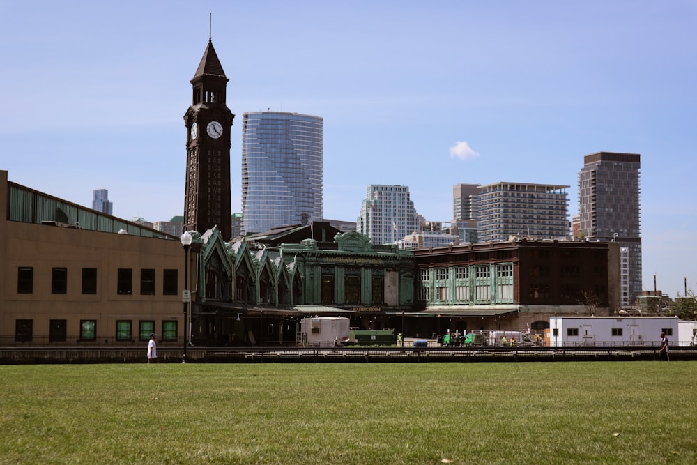 a clock tower in a city