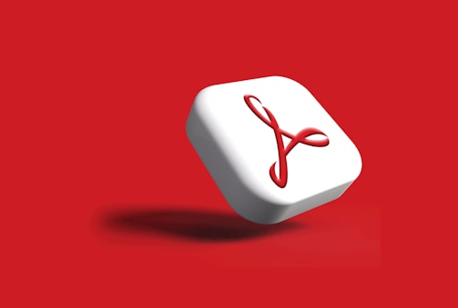 Final download button highlighted after resizing is applied.