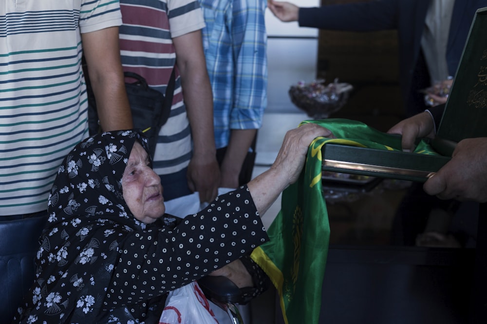 a person holding a tray