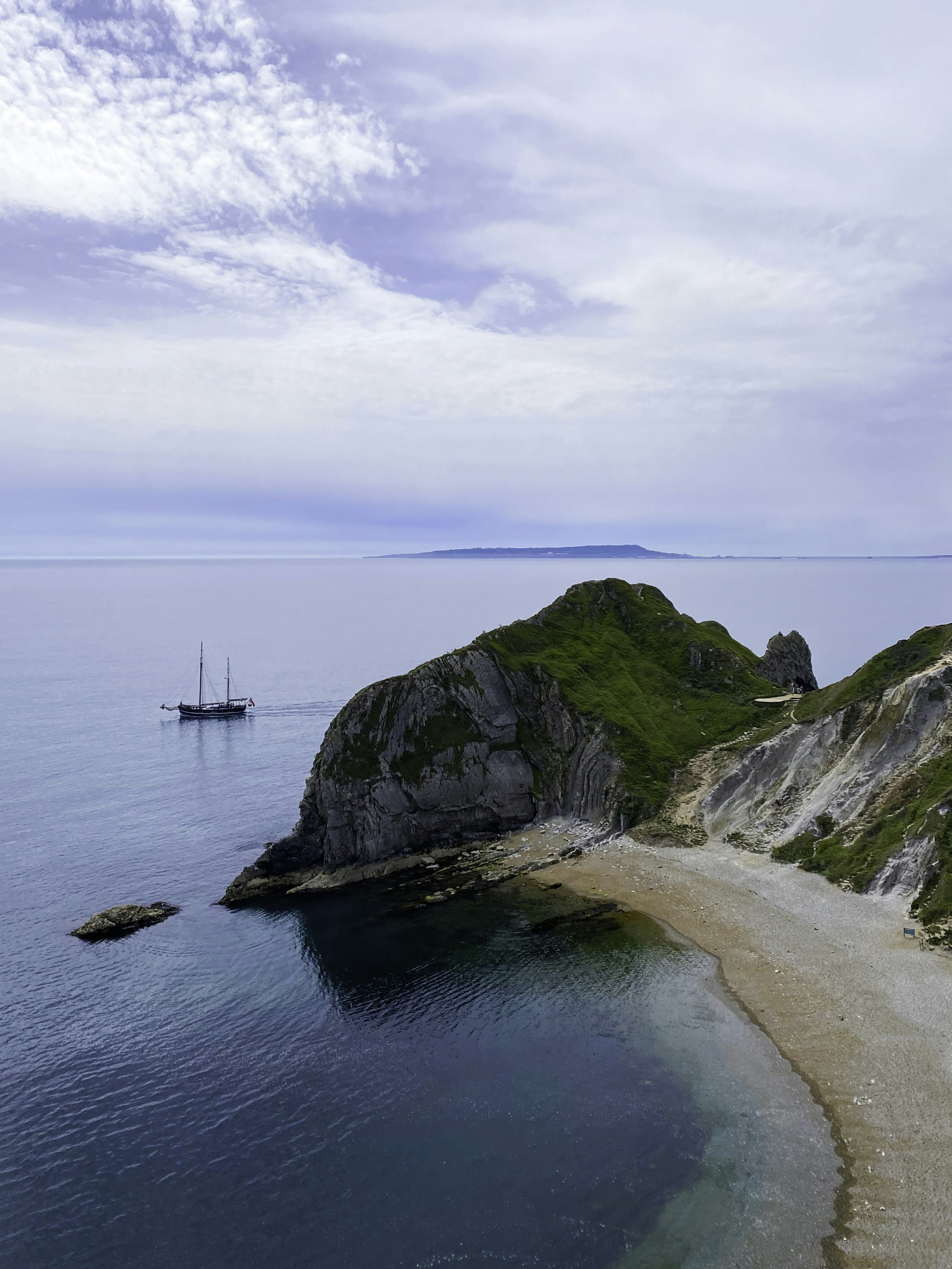 Photo by pouyajabbarisani