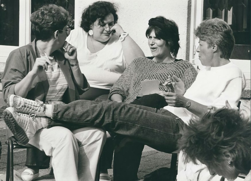 Should Introverts Act Like Extroverts? What Two Decades of Experiments Actually Show