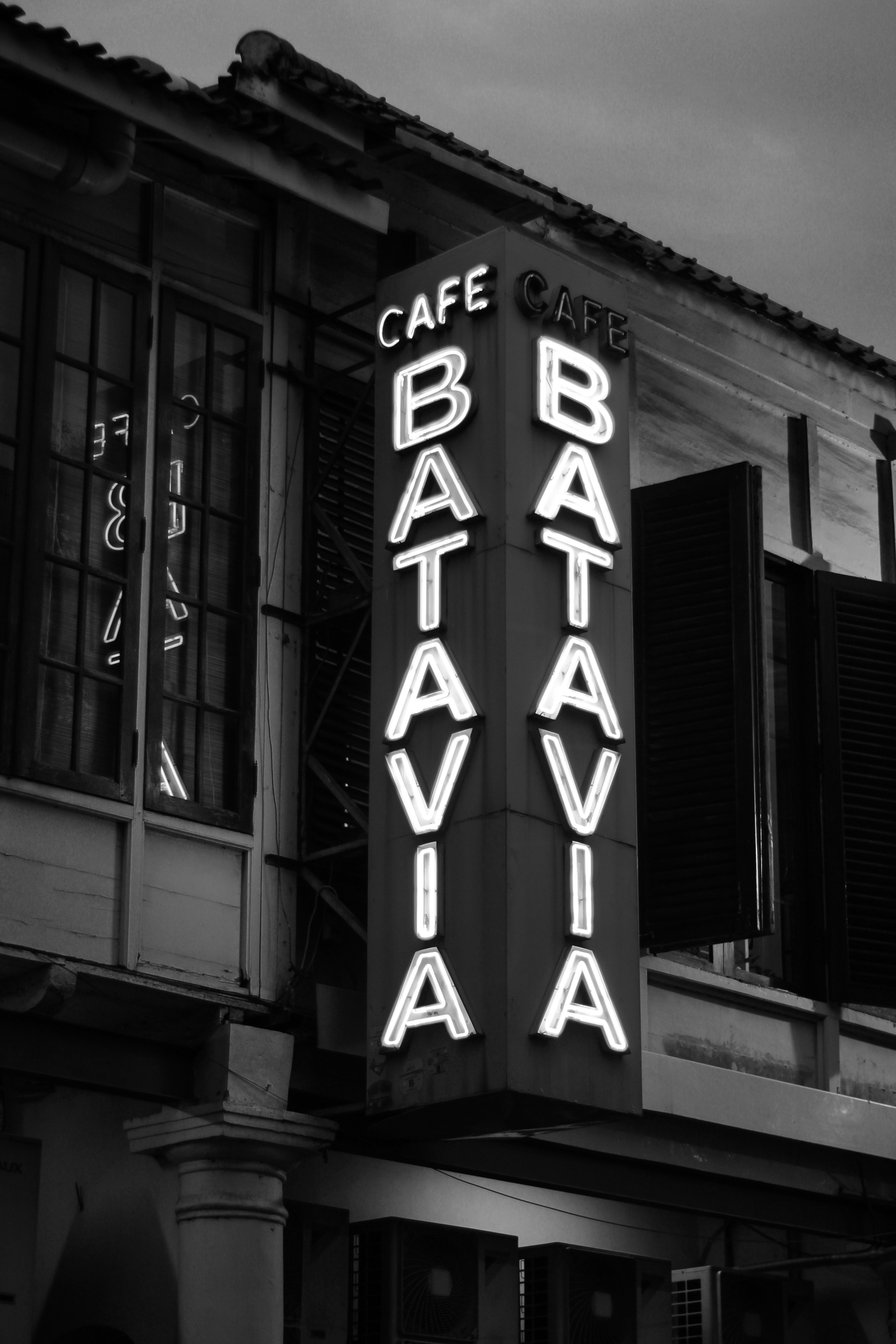 old batavia city street, wallpaper, Sejarah Perang Dunia 1: Dampak dan Pengaruhnya di Indonesia 5