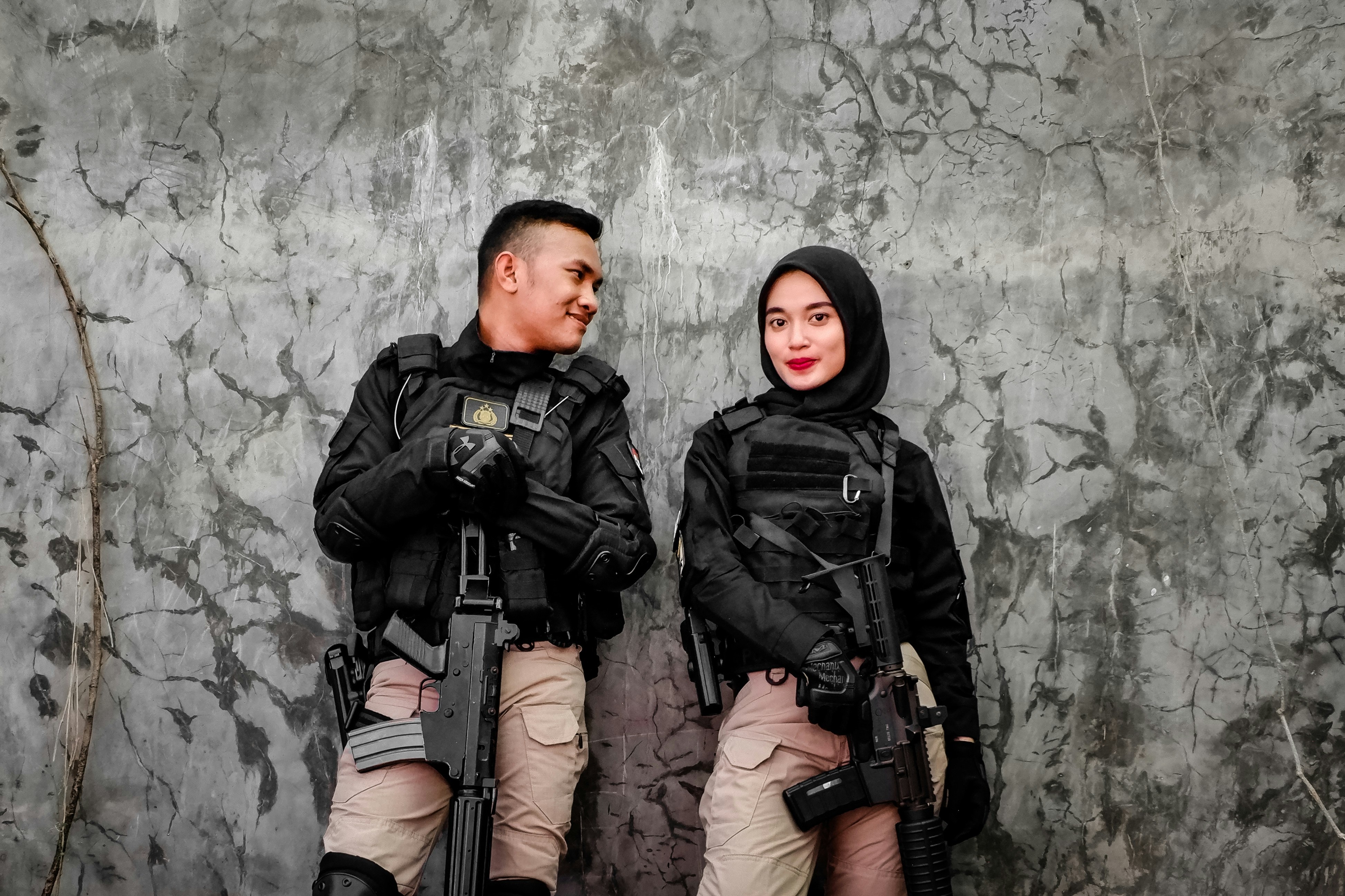 Kareena y Saif se veían adorables en LOC Kargil. Belleza máxima para ambos.  Su química también estaba perfecta. Aunque no eran la pareja principal,  creo que eran la pareja más linda de, image size:3000x1999