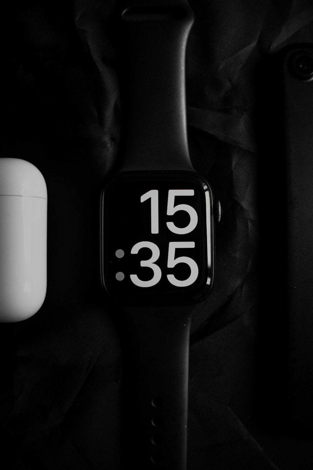 a black and white stopwatch