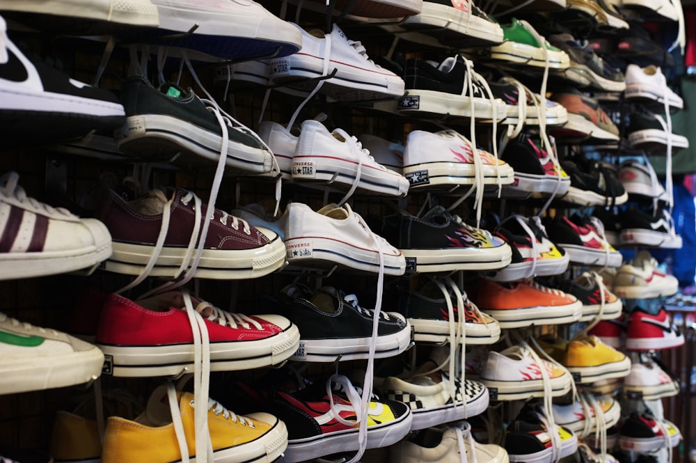 Une grande collection de chaussures