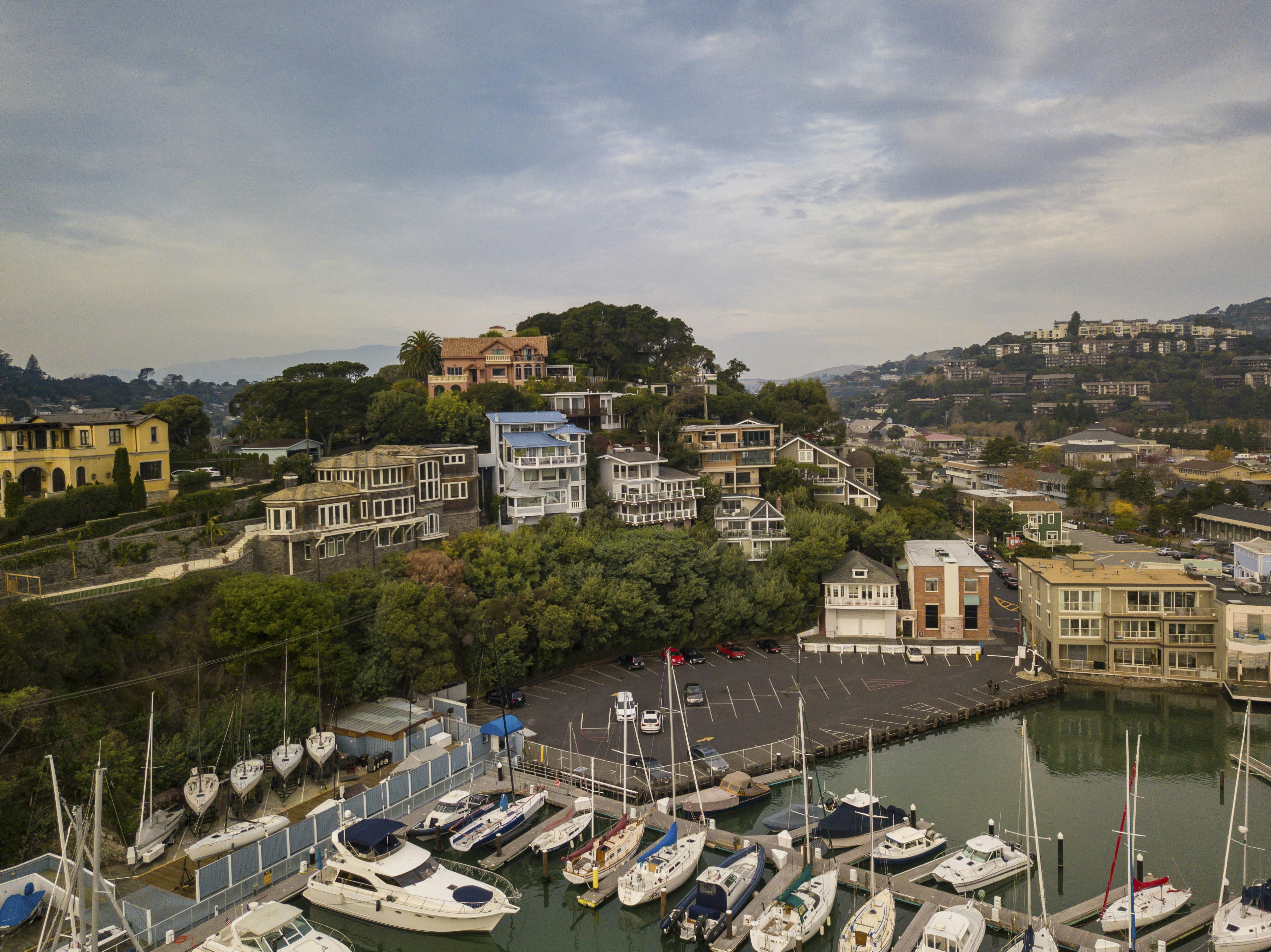 Photo by leo_visions_