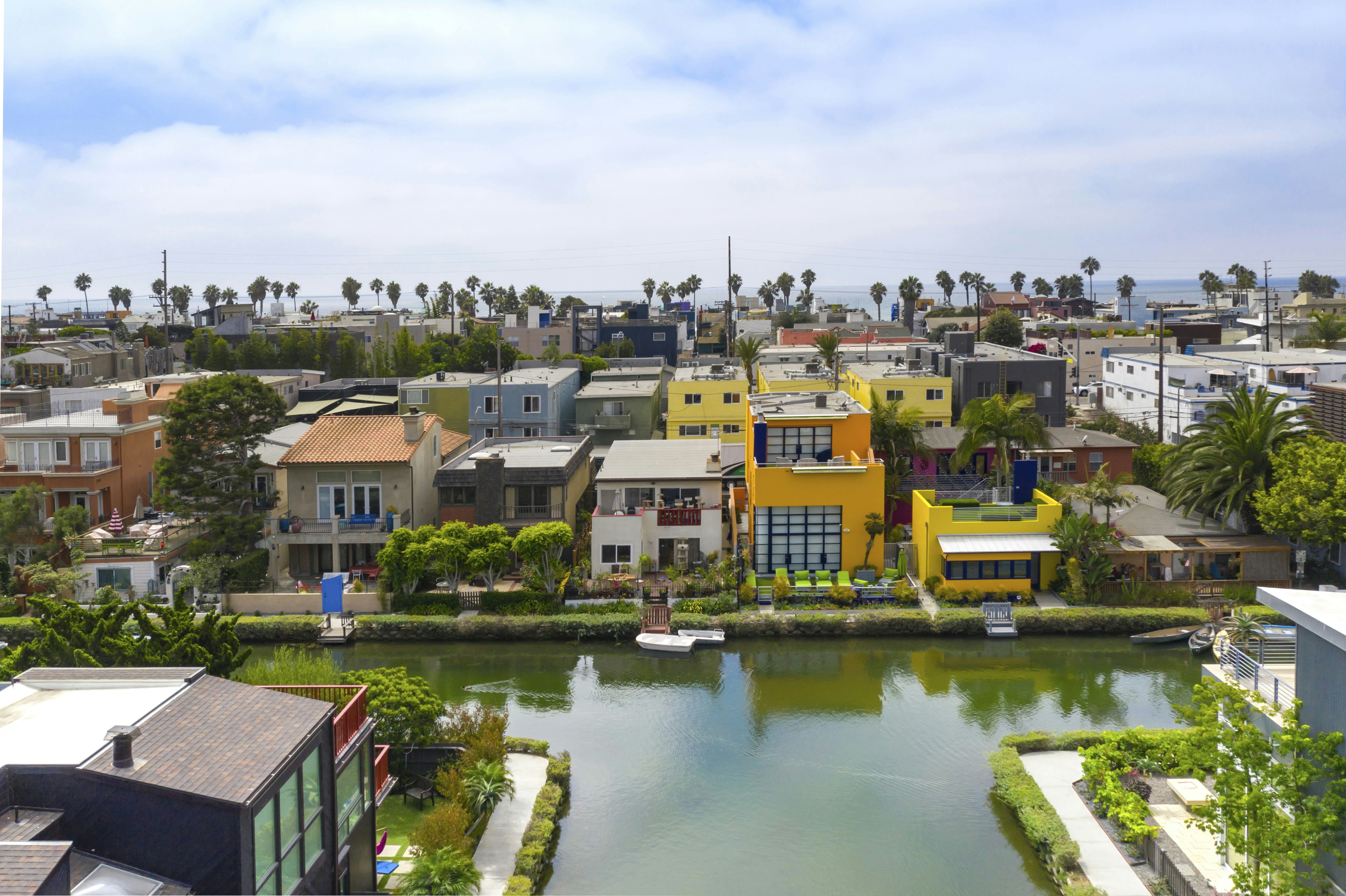 Photo by leo_visions_