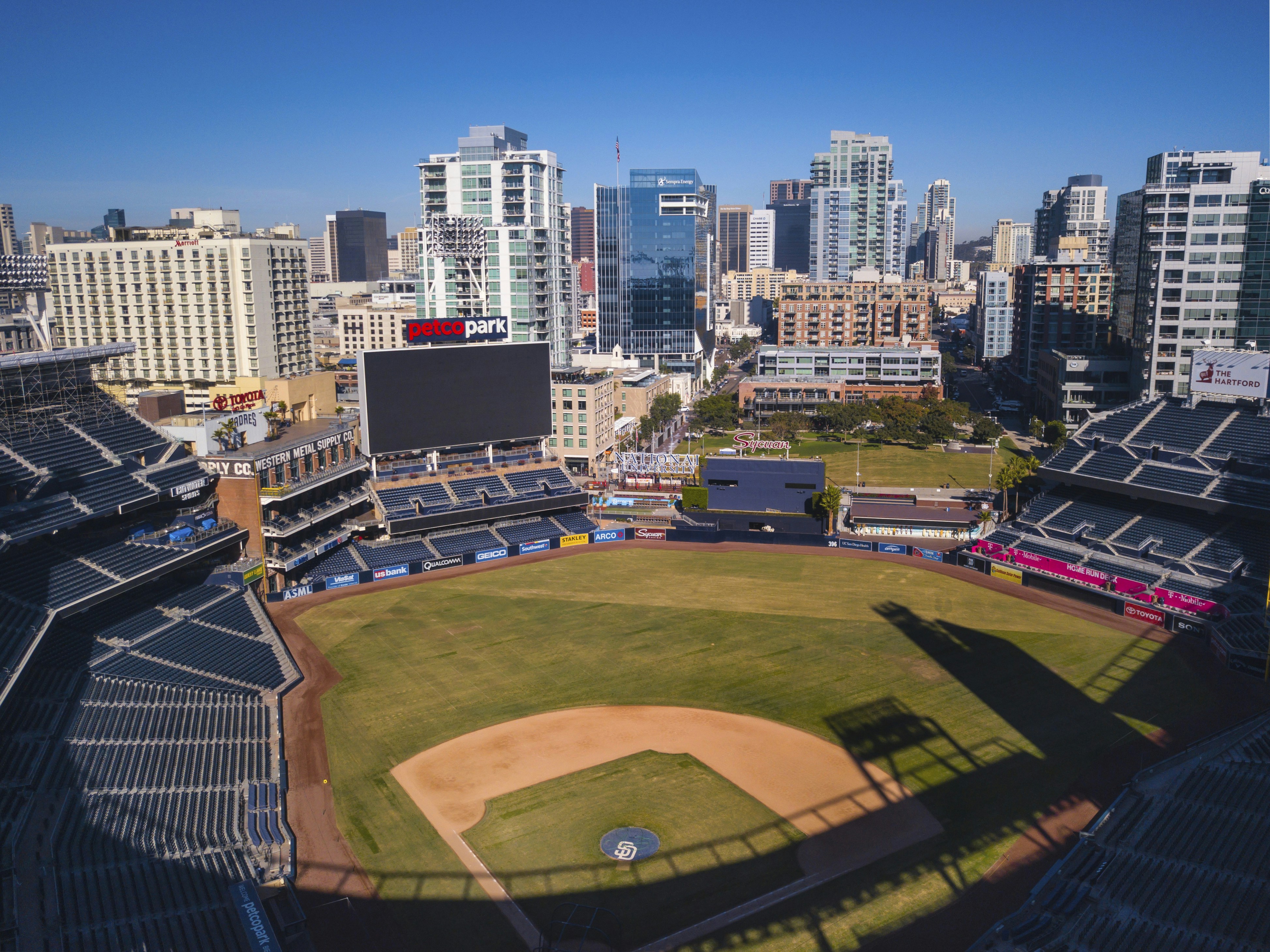 Photo by leo_visions_