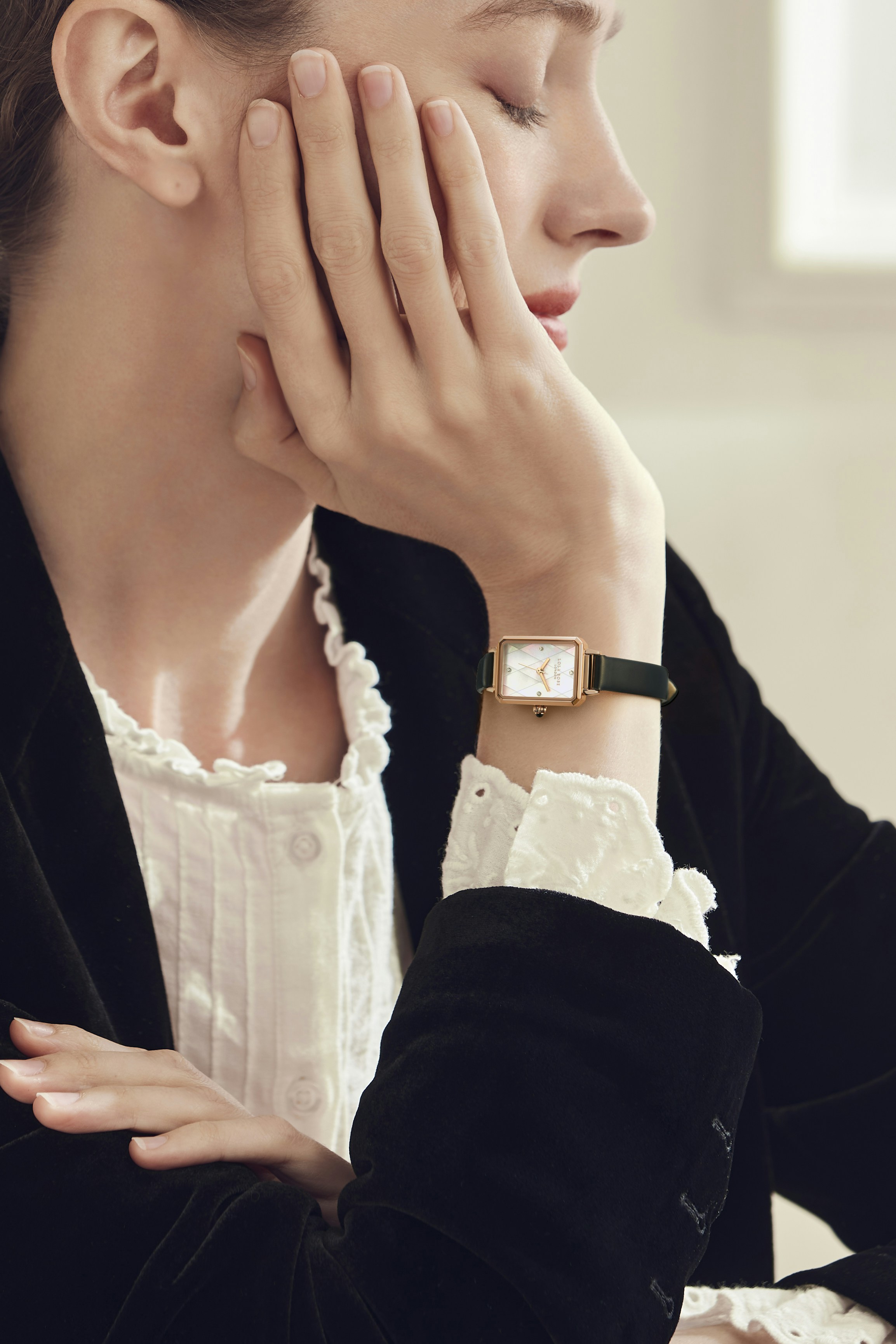 A person holding the face photo – Free Best watches for women Image on ...