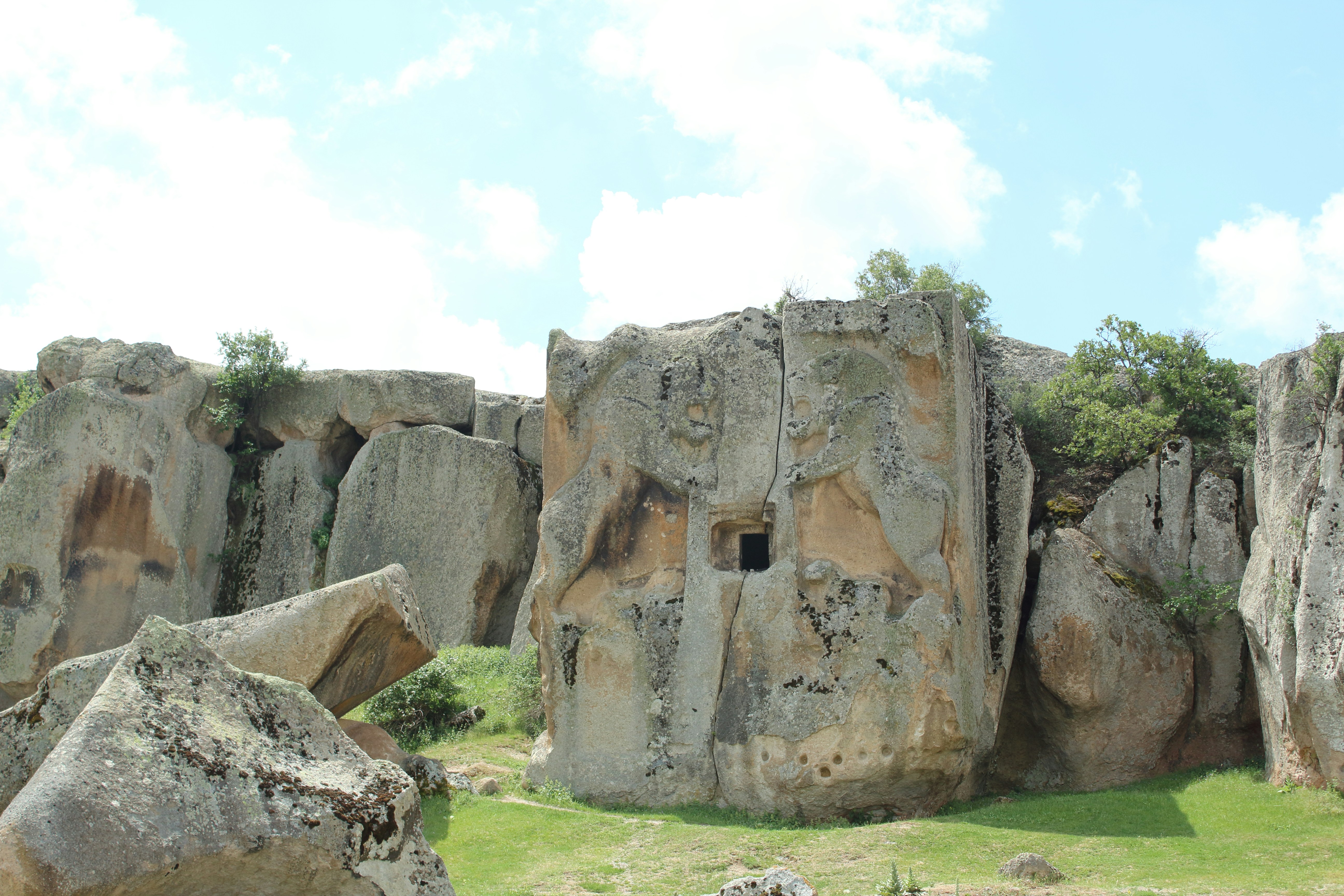 a stone structure with a hole in it