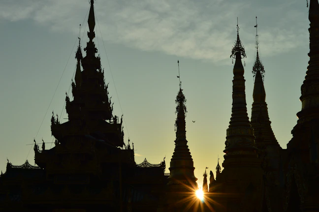 20-Day Myanmar Family Itinerary: Epic & Relaxed Travel
