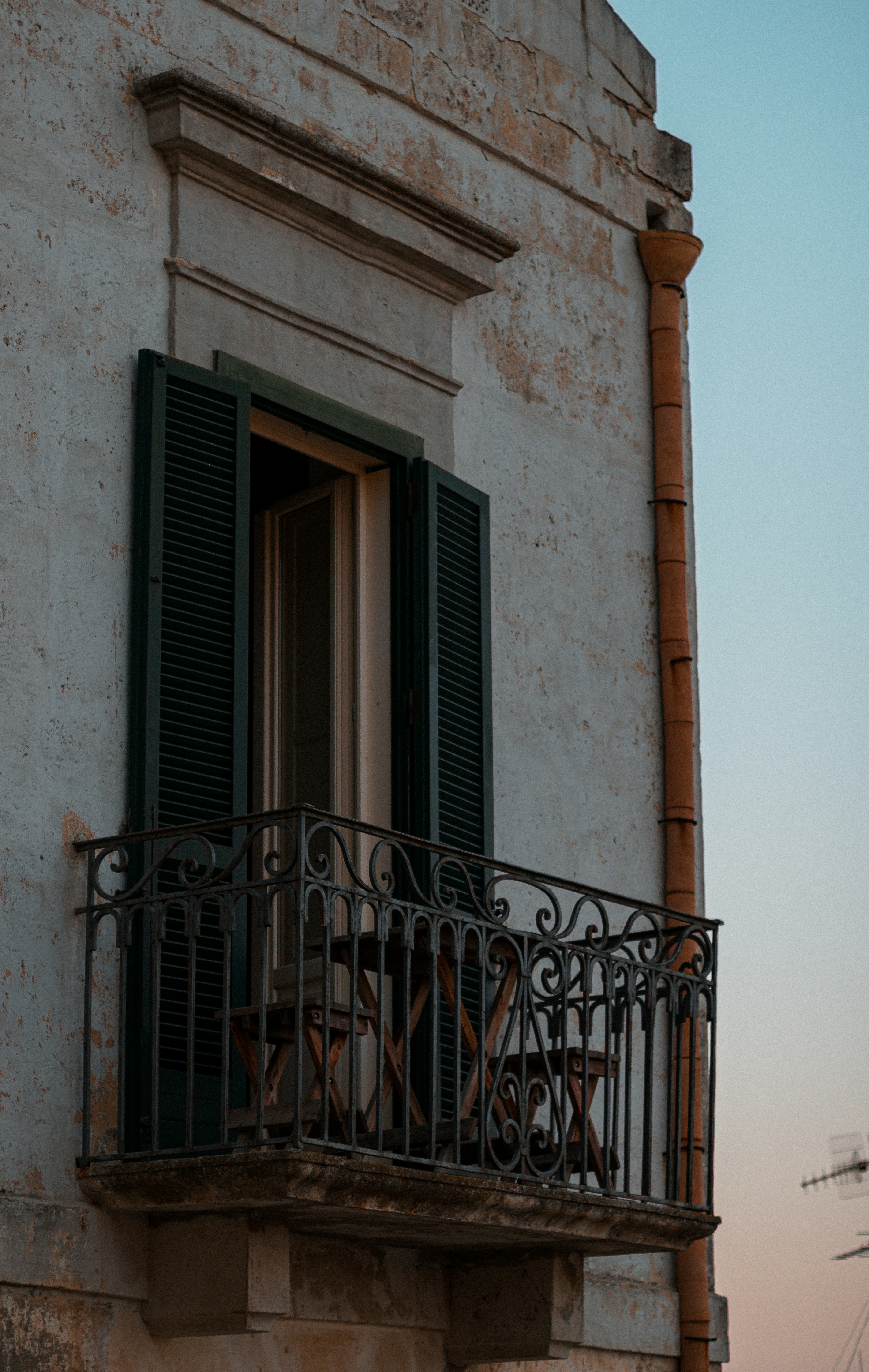 Photo by valentinlacoste