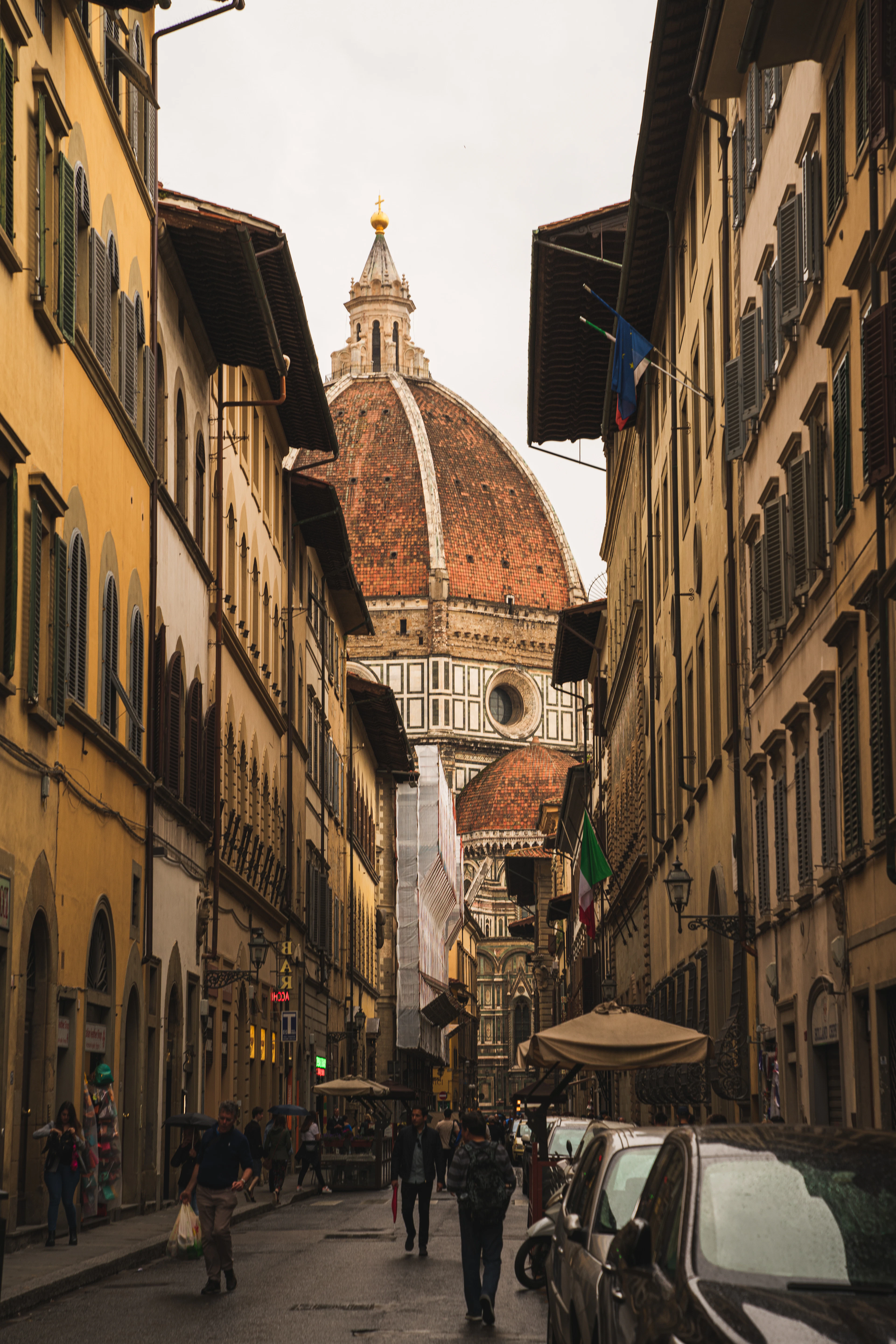 Along the Arno, Florence