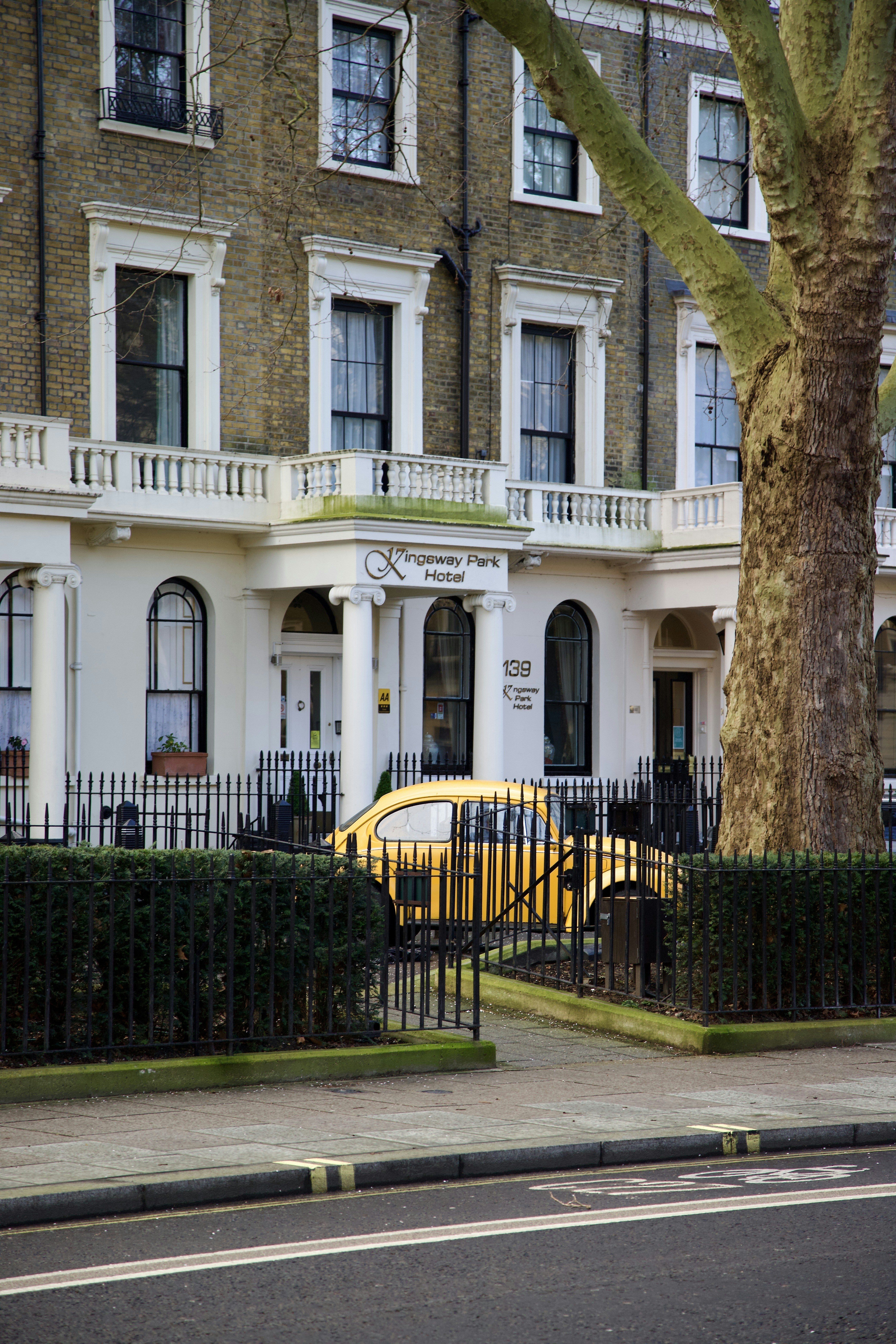 Photo by stockbirken