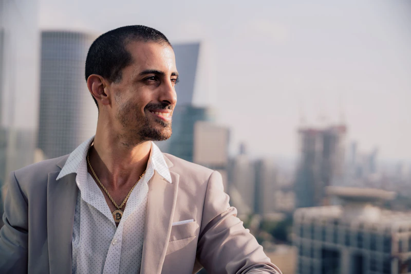 A distinguished UK sugar daddy with a beard