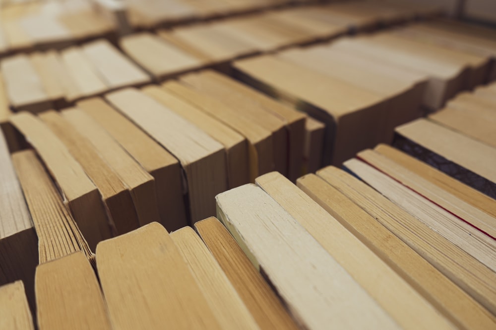 a close up of a piano keys