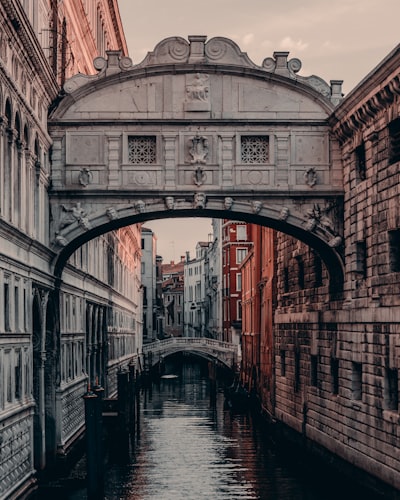 Puente de los Suspiros