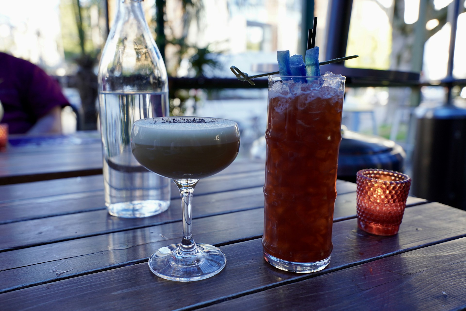 gray computer monitor