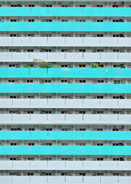 Installing the best retractable mesh for BTO flat Singapore homeowners