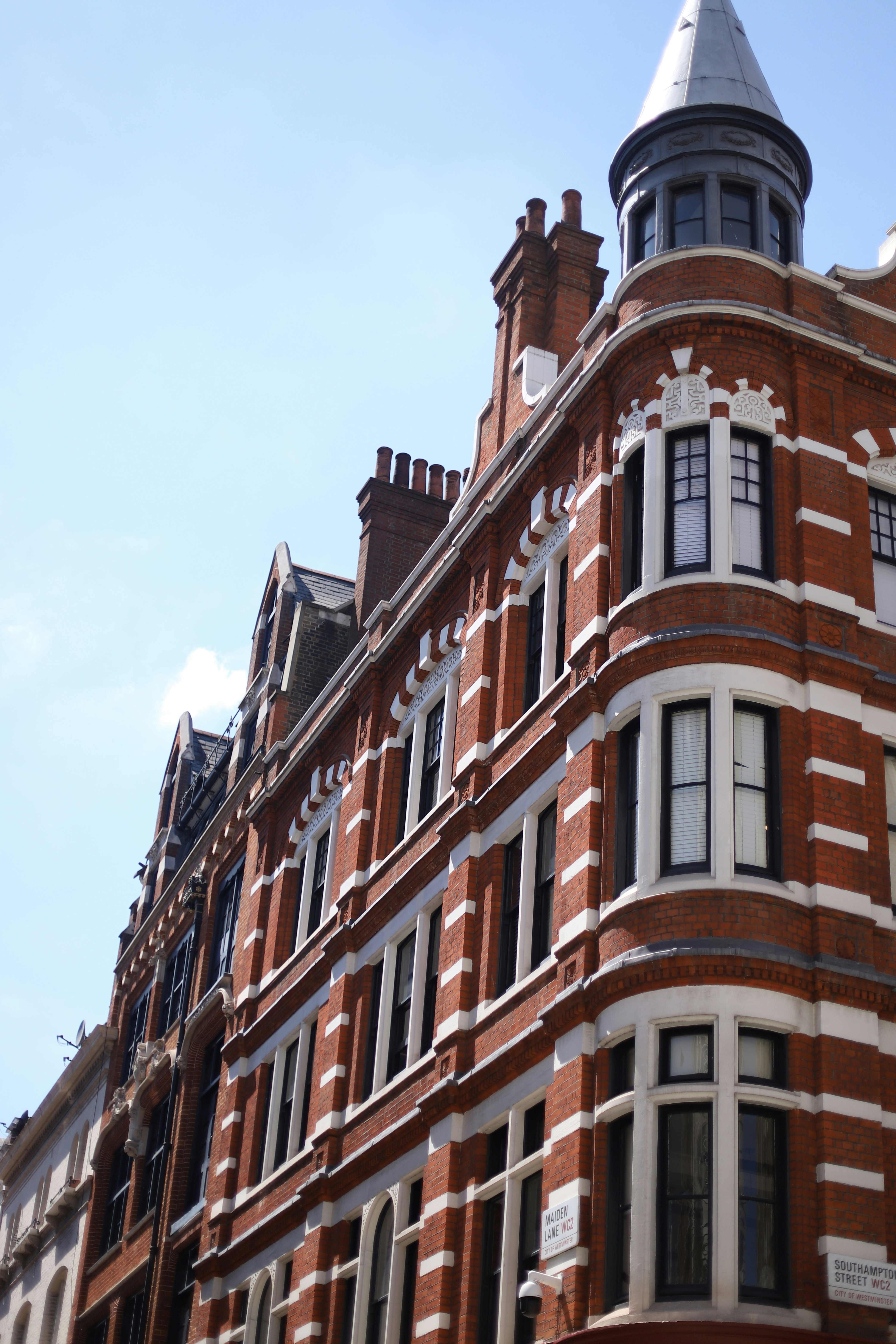 Photo by hollybooker15