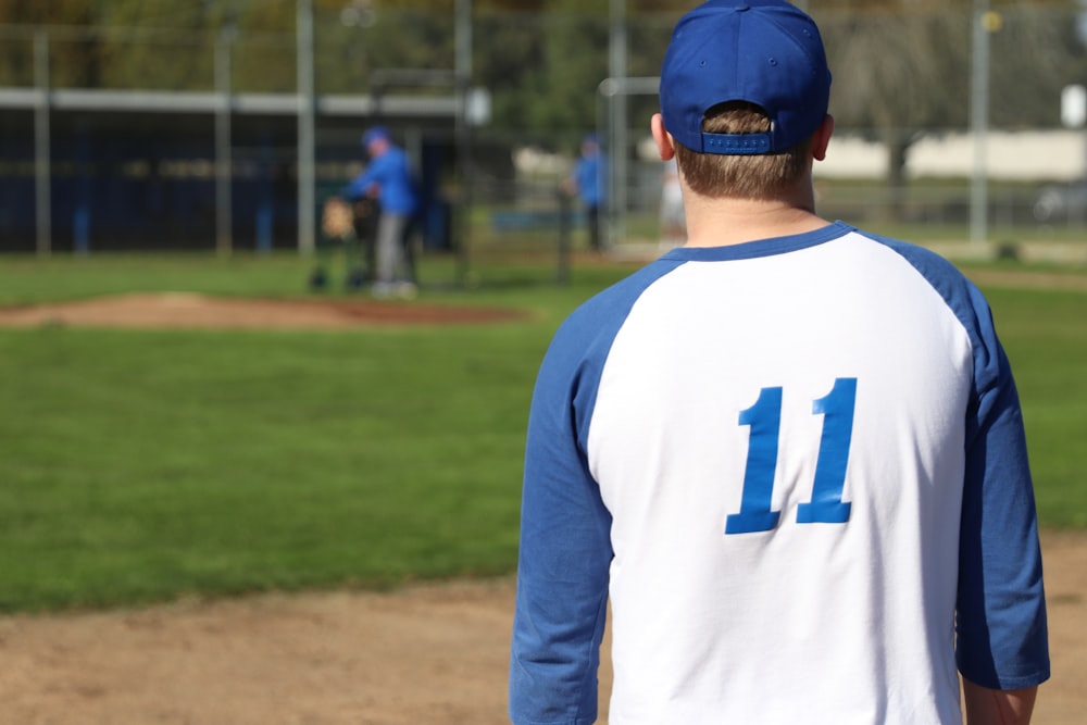 a man wearing a baseball uniform