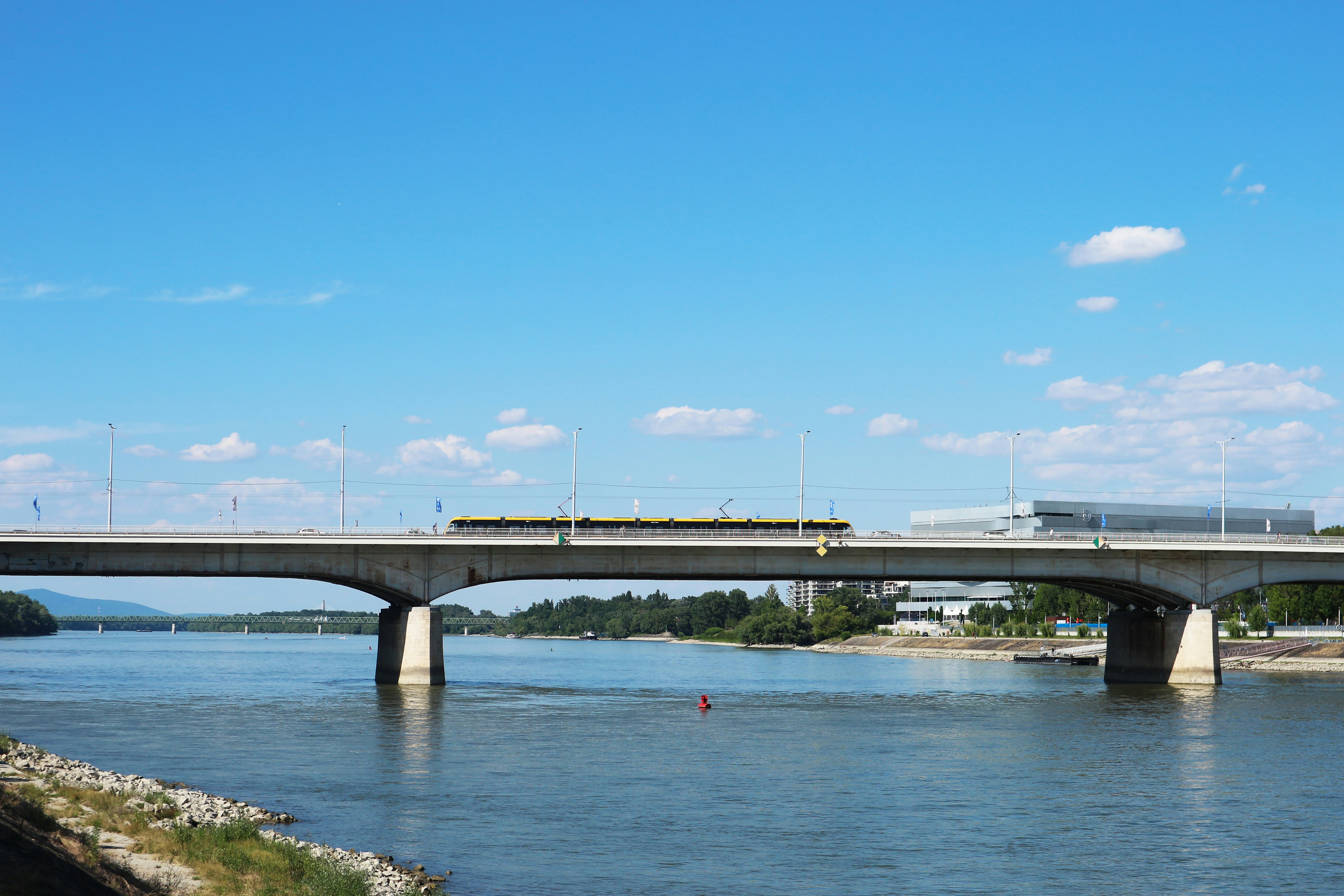 Photo by elliottypage