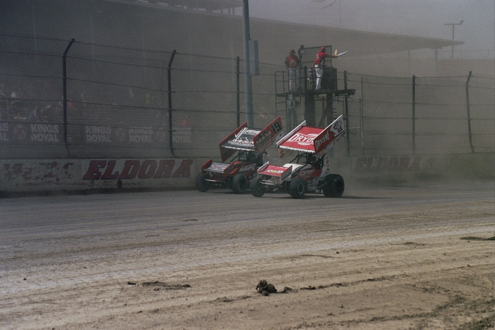 a tractor pulling a trailer