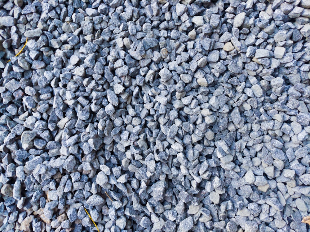 a large pile of small rocks