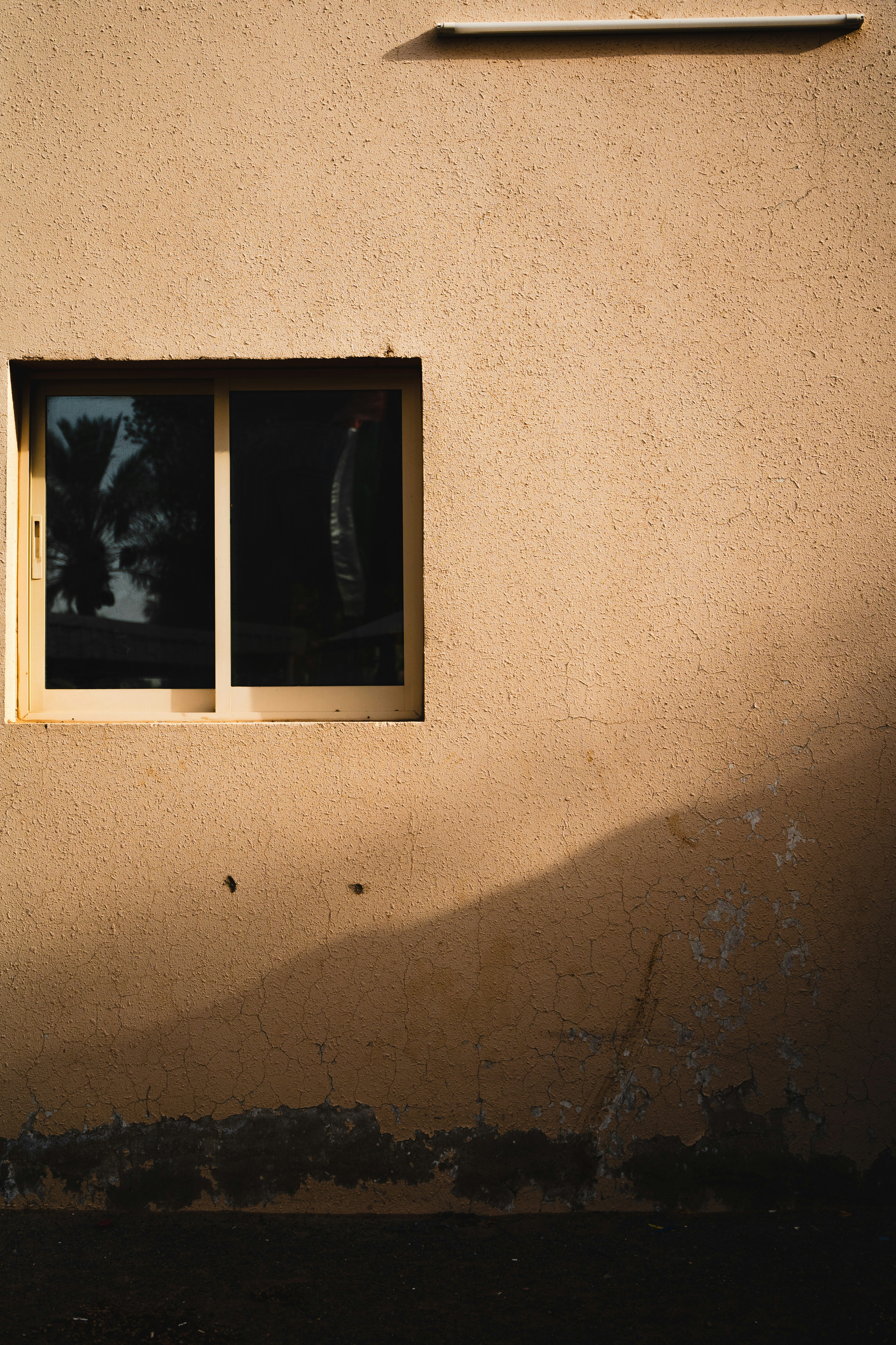 Photo by winstontjia