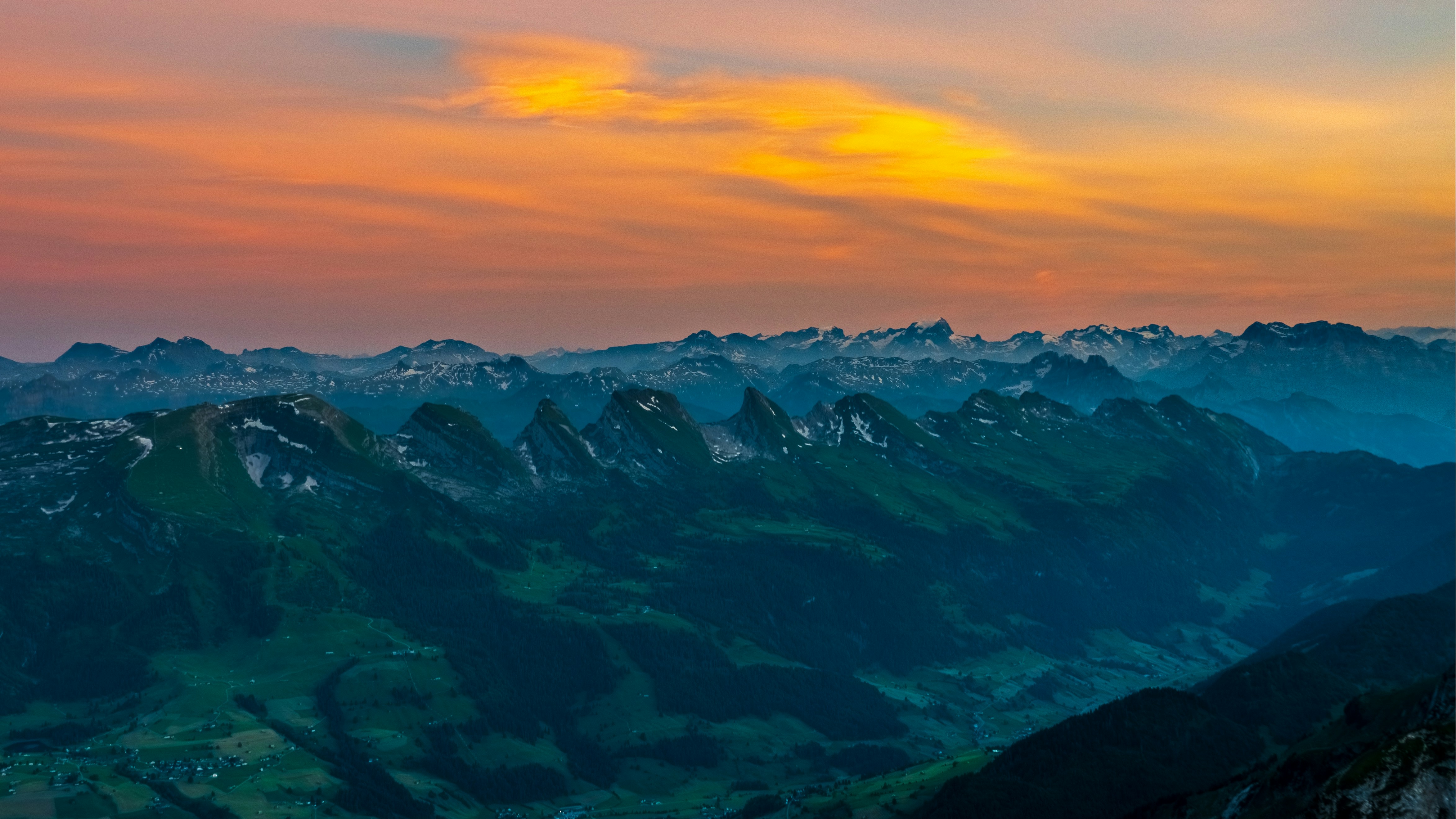 Photo by jeannicolas