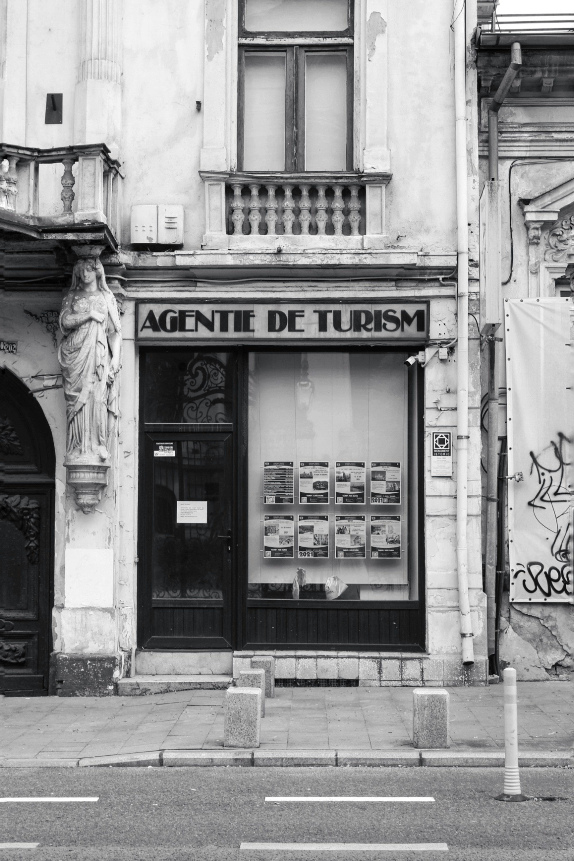 a store front with graffiti