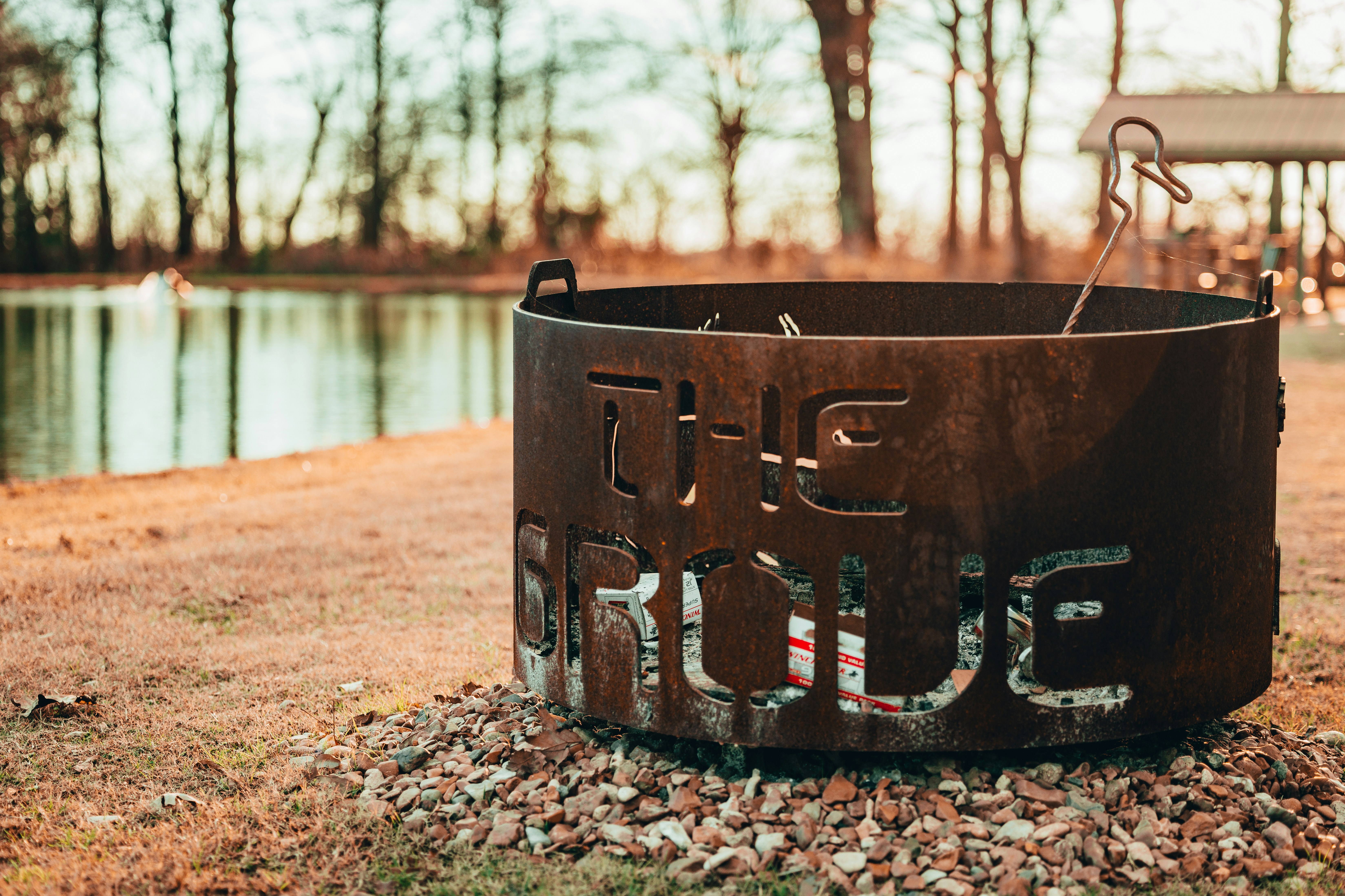 메타버스 시대, VR과 AR의 차이와 활용법