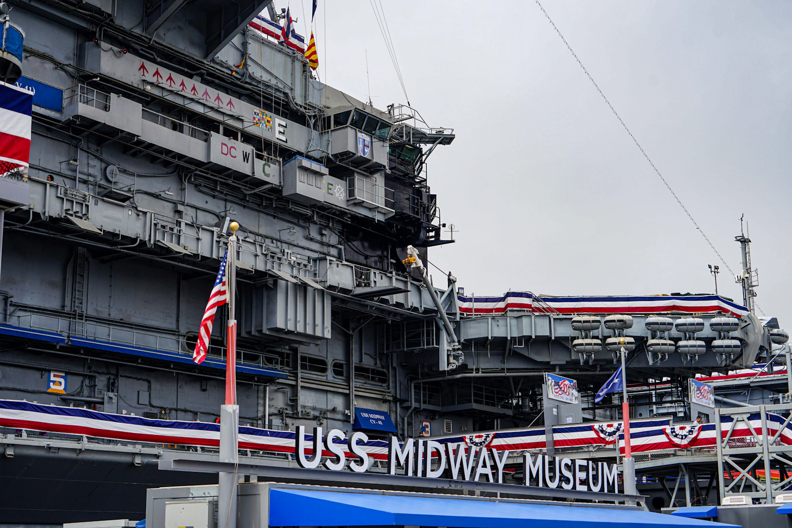 USS RECRUIT