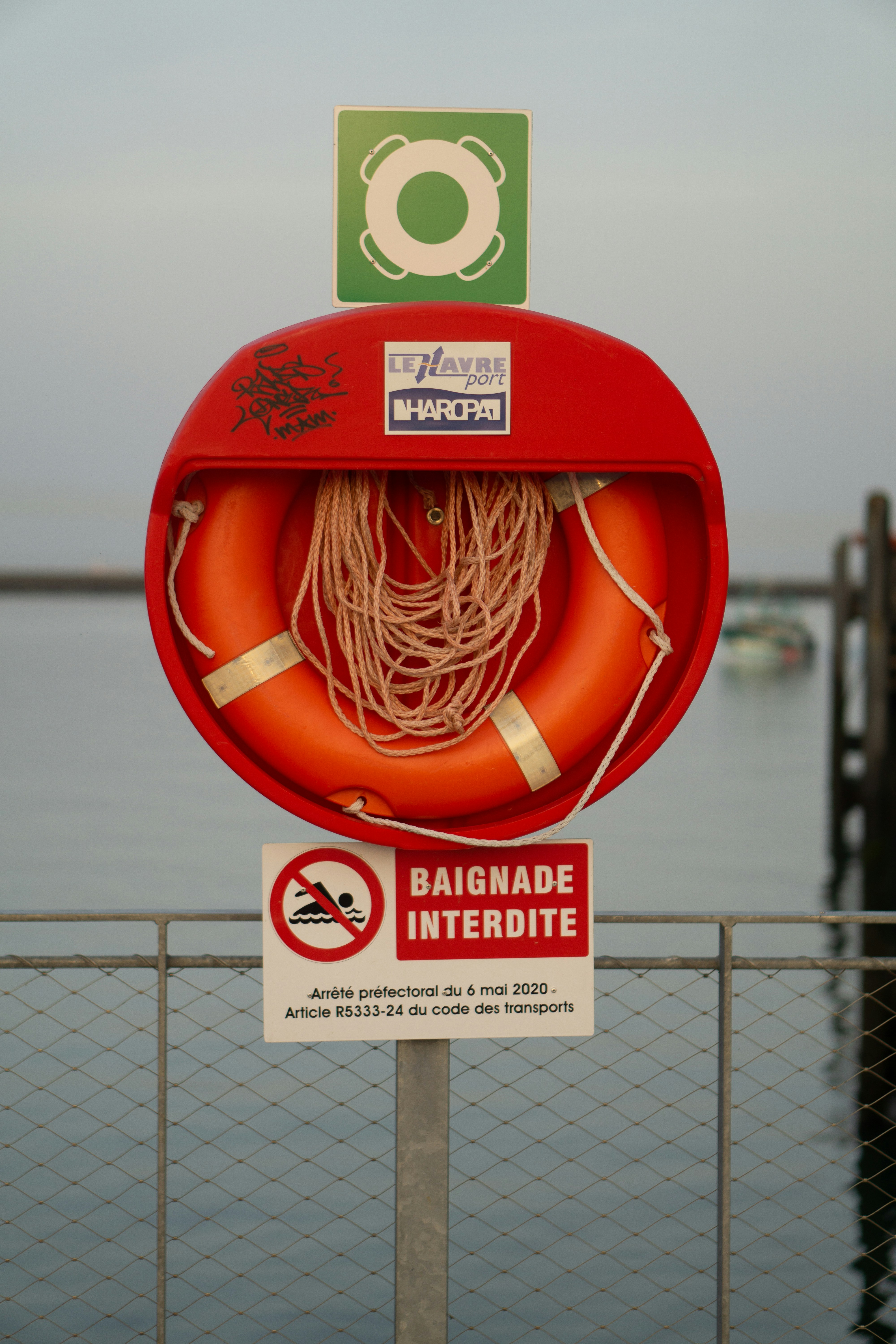 no swimming sign in Le Havre next to the port.