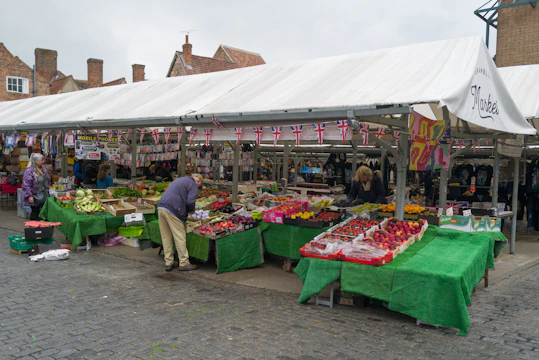 people at a farmers market