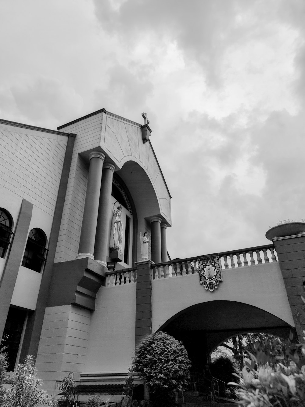 a building with a large archway