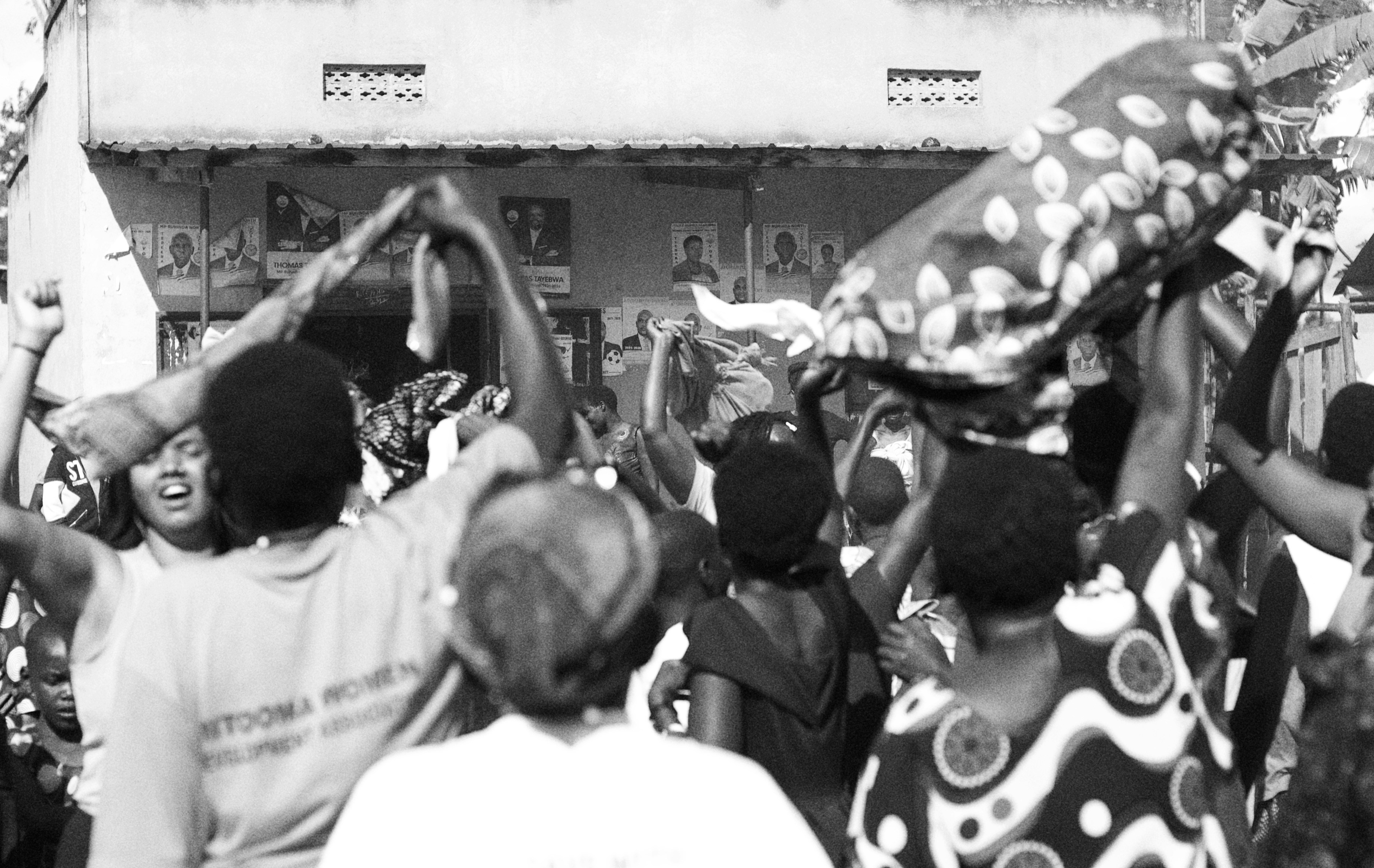 The Transformation of Society and Culture Through AI: A Narrative