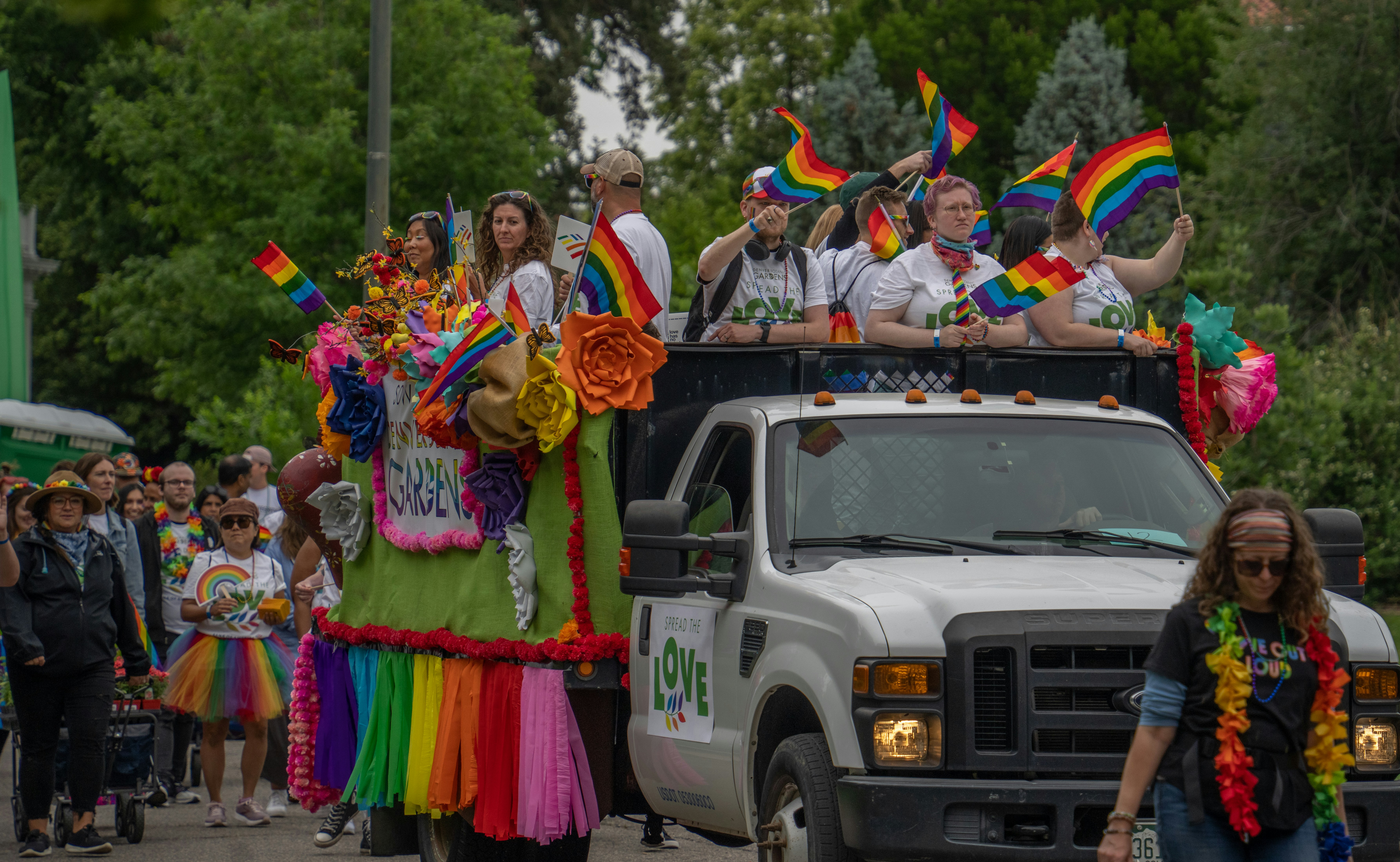 Best Gay Bars & Bathhouses In Denver