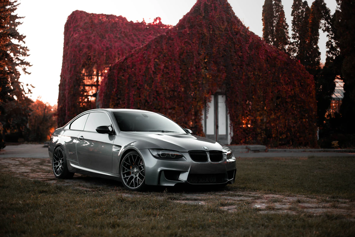 BMW M3 Coupé E92 V8 • Space Grey • DKG