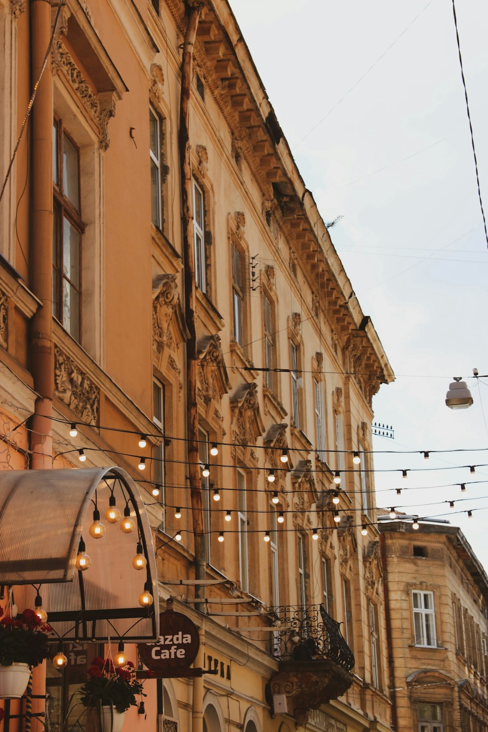 a building with many windows