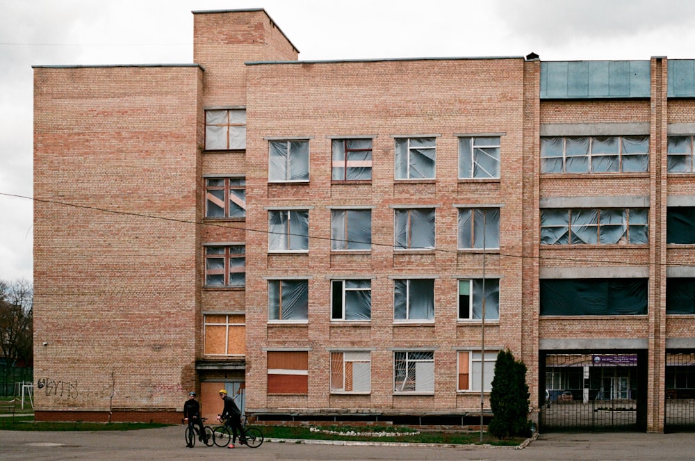 a large brick building