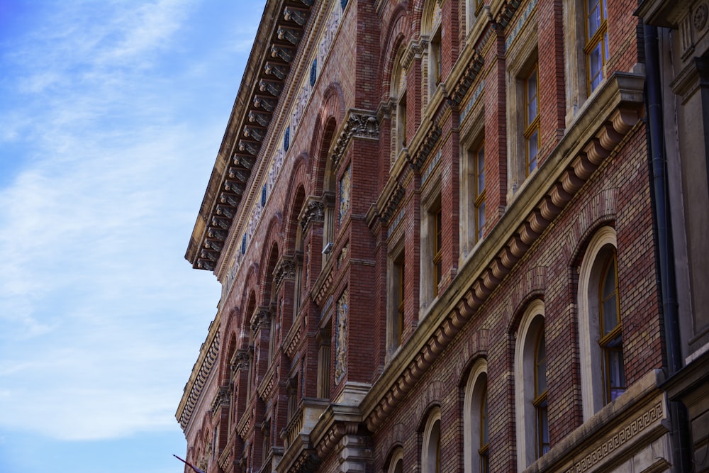 a building with many windows