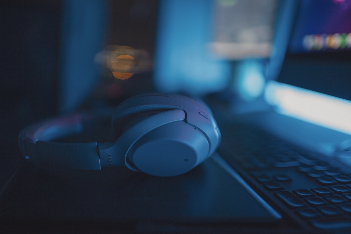 A close up of a microphone